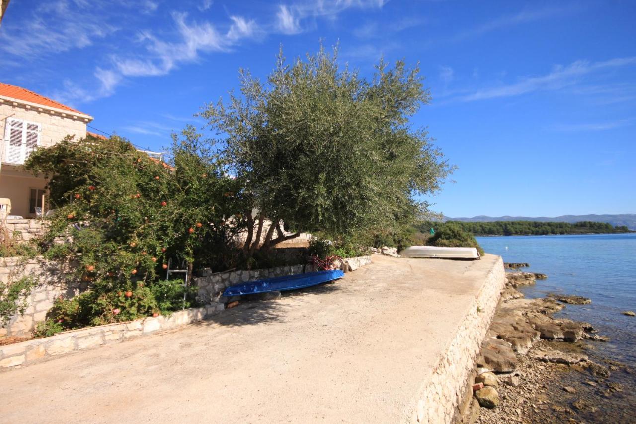 Apartments By The Sea Lumbarda, Korcula - 9330 Eksteriør billede