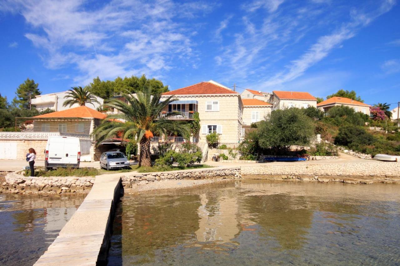 Apartments By The Sea Lumbarda, Korcula - 9330 Eksteriør billede