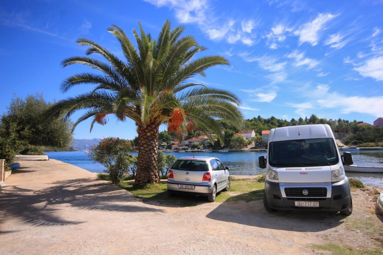 Apartments By The Sea Lumbarda, Korcula - 9330 Eksteriør billede