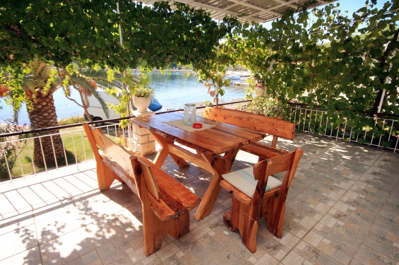 Apartments By The Sea Lumbarda, Korcula - 9330 Eksteriør billede